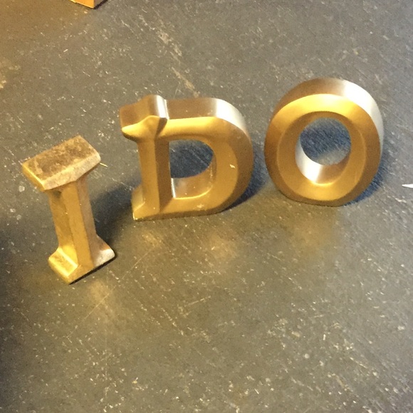 I-D-O Gold Letters - Picture 1 of 2